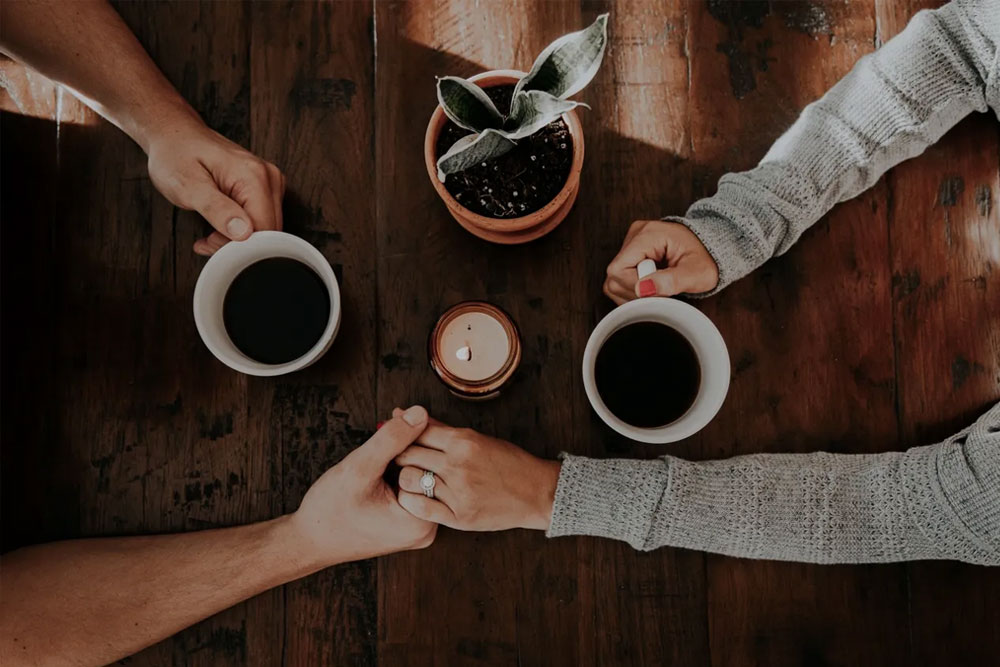 friends with coffee, online marriage counseling in Pennsylvania, online christian marriage counseling in Colorado, marriage counseling in 19002, couples therapy in Ambler, PA